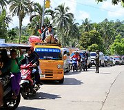 Tūkstančiai gyventojų sprunka i&scaron; pietinio Filipinų regiono