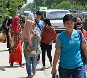 Tūkstančiai gyventojų sprunka i&scaron; pietinio Filipinų regiono