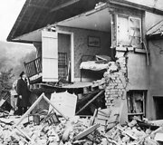 Nepalaužiamieji britai per Londono bombardavimą Antrojo pasaulinio karo metu