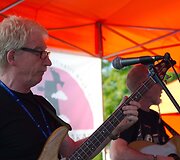 Anyk&scaron;čiuose prasidėjo Nacionalinis bardų festivalis &bdquo;Purpurinis vakaras&ldquo;