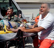 Gelbėjimo operacija po žemės drebėjimo italijoje