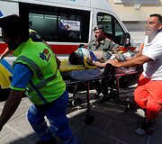Gelbėjimo operacija po žemės drebėjimo italijoje