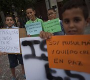 Ispanijoje po atakų musulmonai protestavo prie&scaron; antiislami&scaron;kus nusikaltimus