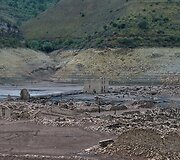 La Riochos regione po sausros pasimatė anksčiau užlieto miestelio griuvėsiai