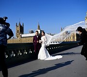 Kinai ketvirtadalį vestuvių biudžeto i&scaron;leidžia prabangiai vestuvinei fotosesijai