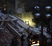 Gelbėtojų vykdomos paie&scaron;kos Meksikoje
