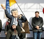 Kijeve tęsiasi protestai prie&scaron; esą korumpuotą valdžią