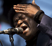 Muzikantas Charlesas Bradley &ndash; 68 metai
