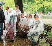 Mėgėji&scaron;kai fotografuojantis Chrisas Porszas i&scaron;leido savo kelionių nuotraukų knygą 