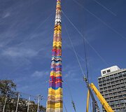 Auk&scaron;čiausias (36 m) LEGO kaladėlių statinys pasaulyje i&scaron;kilo Tel Avive