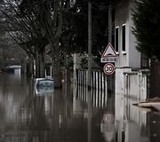 Patvinusi Senos upė Paryžiuje