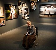89 metų Kimiko Nishimoto i&scaron; Japonijos stebina socialinius tinklus neįprastomis asmenukėmis
