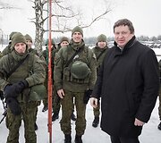 Ministras R. Karoblis susitiko su į Jungtinių Tautų operaciją Malyje i&scaron;vykstančiais Lietuvos kariais