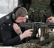 Ministras R. Karoblis susitiko su į Jungtinių Tautų operaciją Malyje i&scaron;vykstančiais Lietuvos kariais