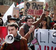 Paryžiuje policija i&scaron;vaikė i&scaron; Sorbonos universiteto protestuojančius studentus