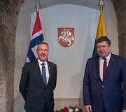Kra&scaron;to apsaugos ministerijoje lankėsi Norvegijos kronprincas ir gynybos ministras Frank Bakke-Jensen