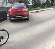 Vaidos Skaisgirės automobilis paliktas neleistinoje vietoje