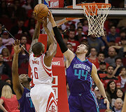 Terrence'as Jonesas ir Frankas Kaminsky