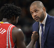 J.B.Bickerstaffas