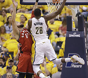Ianas Mahinmi ir Jonas Valančiūnas