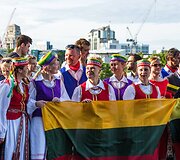 Tauti&scaron;ka giesmė Londone 2015