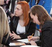 Komiksų centre &Scaron;iaulių bibliotekoje svečias i&scaron; Prancūzijos dalijosi patirtimi su vietos jaunimu