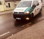 Kaunietis teigia, kad policijos pareigūnai prie&scaron; jį neteisėtai panaudojo jėgą