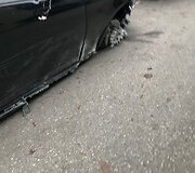Rinktinės gatvėje medelius i&scaron;vartęs &bdquo;Mercedes-Benz&ldquo; automobilis