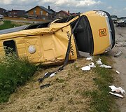 &bdquo;Lexus&ldquo; ir mokyklinio autobuso avarija Poderi&scaron;kiuose