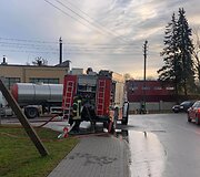 Autoserviso gaisras Ramučiuose