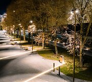 Kauno Sporto gatvės aik&scaron;tė nu&scaron;vito LED &scaron;viesų juostomis
