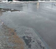 Ties Ukmergės gatvės Kaune pėsčiųjų perėja besikaupianti bala