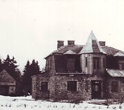 Tado ir Honoratos Ivanauskų sodyboje Obelynėje pasodinta eglaičių gyvatvorė 1925 m.