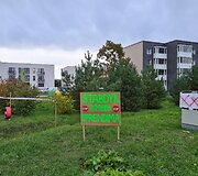 Gyventojų protestas prie&scaron; kelio palei namų langus tiesimą Raudondvaryje