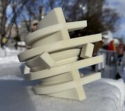 Japonijoje vykusiame kasmetiniame sniego skulptūrų festivalyje lietuviai i&scaron;kovojo bronzos medalius