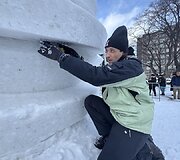 Japonijoje vykusiame kasmetiniame sniego skulptūrų festivalyje lietuviai i&scaron;kovojo bronzos medalius