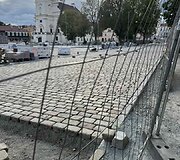 Kauno Rotu&scaron;ės aik&scaron;tėje perklojami ta&scaron;yti akmenys