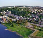Kaunietis sunerimo dėl statybvietėje masi&scaron;kai pjaunamų medžių