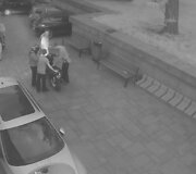 Eismo įvykio Laisvės alėjoje tyrime ie&scaron;komi jaunuoliai