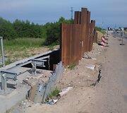 Dotnuvoje strigo pėsčiųjų bei dviračių tako klojimo darbai