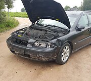 Avarija &Scaron;ilalės rajone: susidūrė &bdquo;Mazda&ldquo; ir &bdquo;Volvo&ldquo;