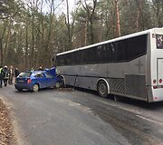 Kaune susidūrė automobilis &bdquo;&Scaron;koda&ldquo; ir autobusas &bdquo;Bova&ldquo;