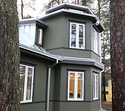 Kačerginėje pristatyta atgimusi prie&scaron;kario vila