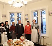 Kačerginėje pristatyta atgimusi prie&scaron;kario vila