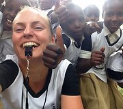 Maratonininkė Monika Juode&scaron;kaitė Tanzanijoje