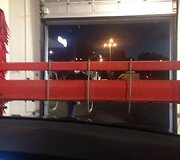 BMW užstrigo Vilniaus &bdquo;Circle K&ldquo; degalinės plovykloje