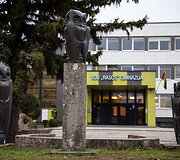 VDU &bdquo;Rasos&ldquo; gimnazija