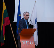 Darbo partijos suvažiavimas : partijos pirmininko rinkimai