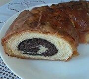 Benedikta Pajaujytė. Su &scaron;iuo &scaron;imtalapiu ėjau sveikinti savo Mamos gimimo dienos proga. Mama liko maloniai nustebinta :)