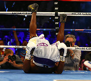 Many Pacquiao &ndash; Timothy Bradley